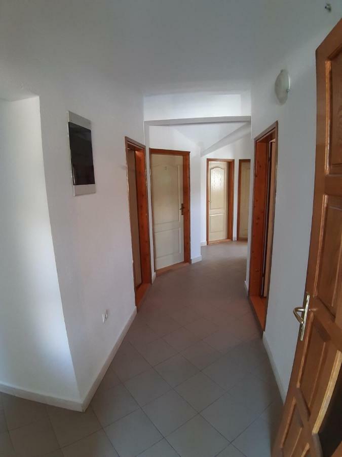 Smjestaj Mm Trebinje Hotel Luaran gambar